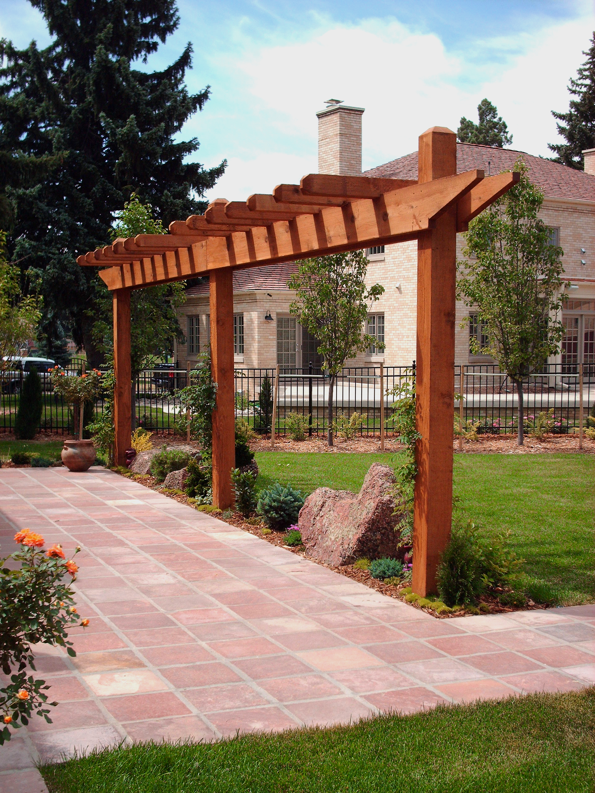 Straight wall pergola