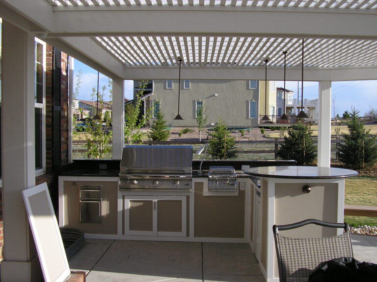Modern outdoor kitchen