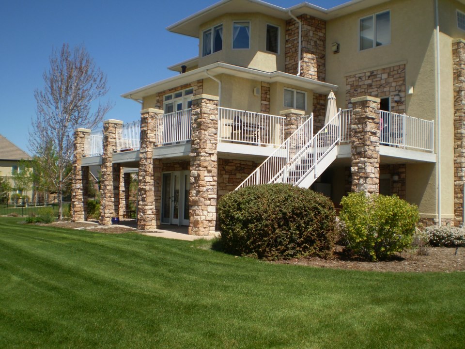 outdoor highrise deck